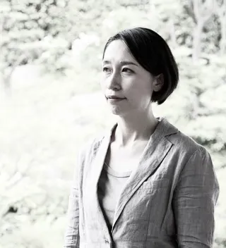 インタビュアー 清水愛子