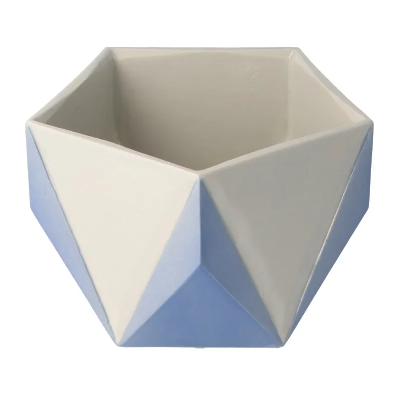 染付五角茶盌_2