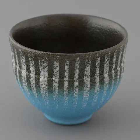 釉泥彩ぐい呑_1