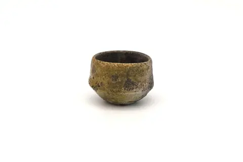 赤織部窯変酒盃