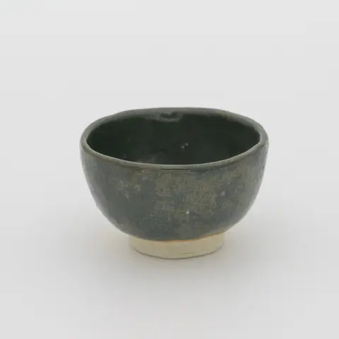 緑釉ぐい呑
